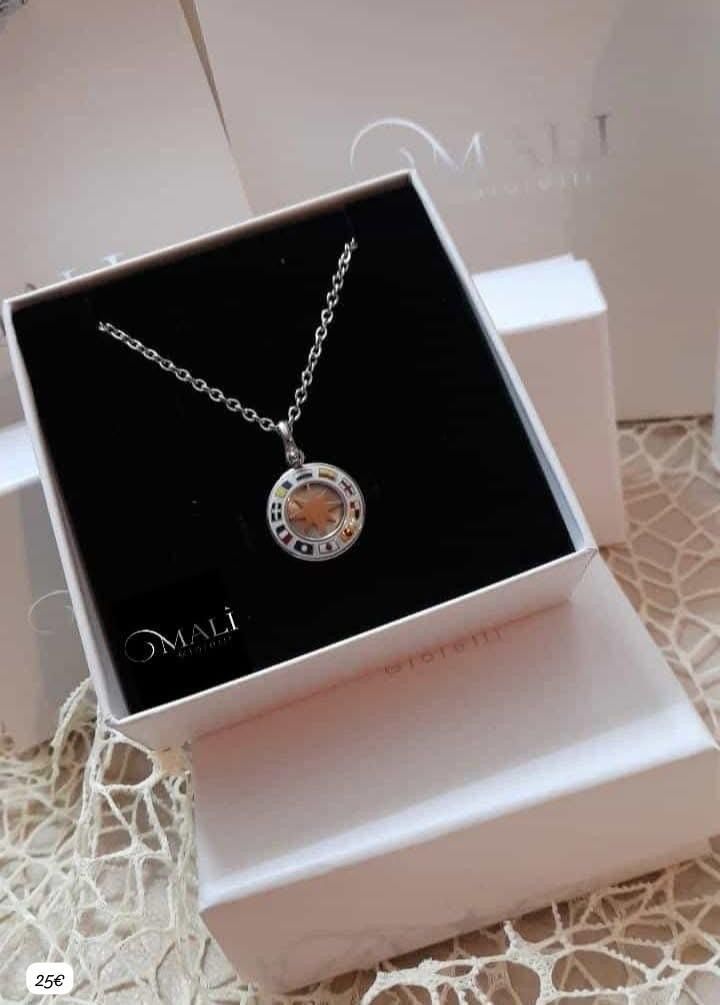 Other Mali Necklace With Circular Pendant product image